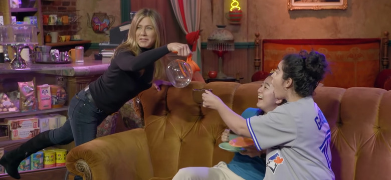 Jennifer Aniston Surprises Friends Fan