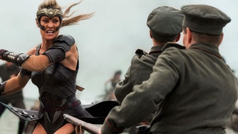 Amazons fight soldiers Wonder Woman