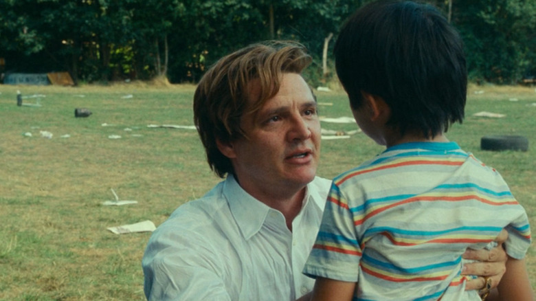 Maxwell Lord finds his son in a ruined Washington D.C.