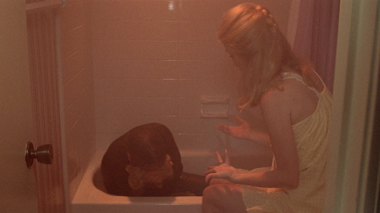 roy neary bathroom breakdown teri garr close encounters of the third kind