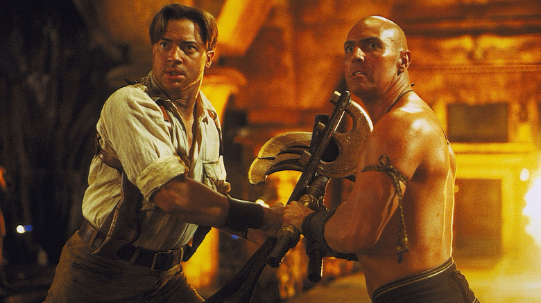 Brendan Fraser and Arnold Vosloo in The Mummy Returns
