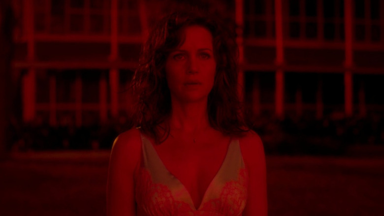 Carle Gugino stars in Gerald's Game (2017)