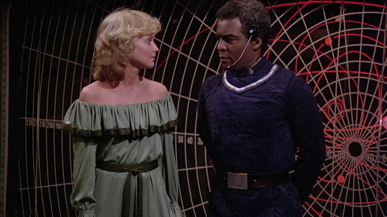 Cassiopeia (Laurette Spang) in Battlestar Galactica