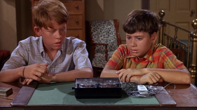 Ron Howard and Sheldon Collins listen to recording on The Andy Griffith Show