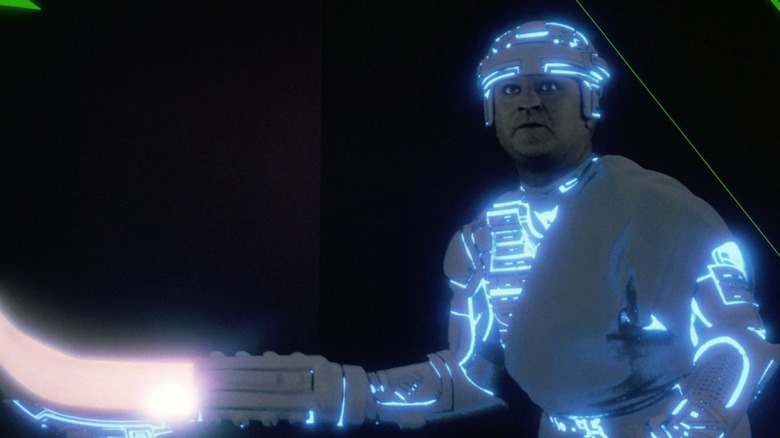 Peter Jurasik in Tron