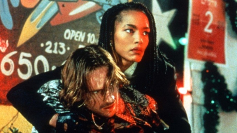 Ralph Fiennes and Angela Bassett in Strange Days