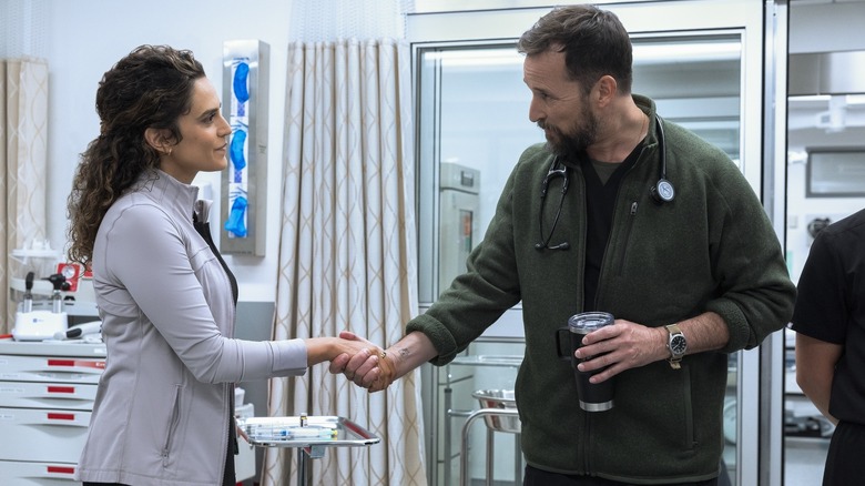 Al-Hashimi and Robby shaking hands on "The Pitt"