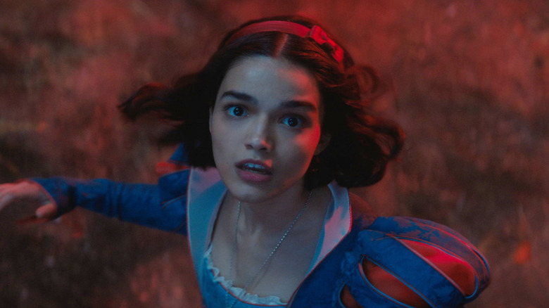 Rachel Zegler looking toward the sky in Snow White