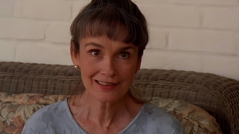 Dee Croxton as Johnny's ailing mother in The Woman in the Room