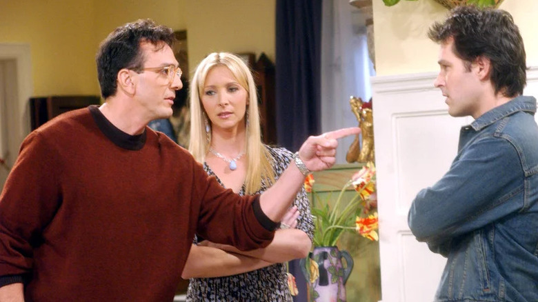 Hank Azaria, Lisa Kudrow, and Paul Rudd on Friends