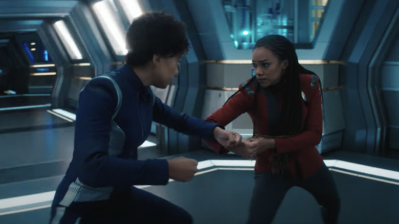 Star Trek: Discovery Face the Strange