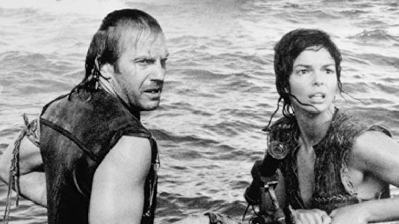 Kevin Costner and Jeanne Tripplehorn at sea