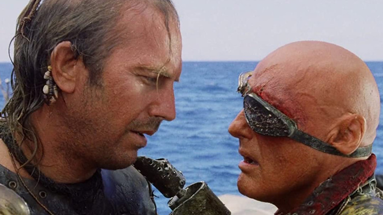 Kevin Costner face to face with Dennis Hopper