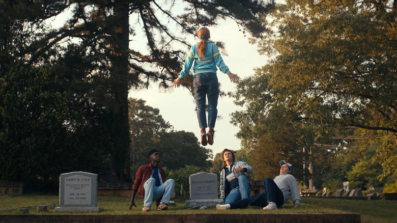 Max levitating in "Dear Billy" - Stranger Things