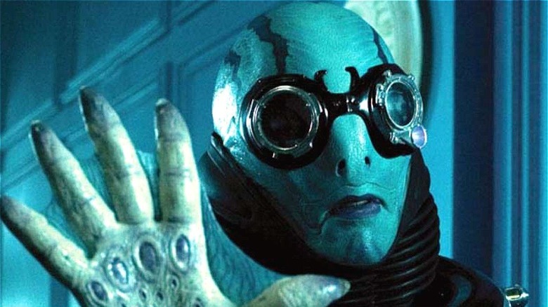 Abe Sapien uses his psychic ability