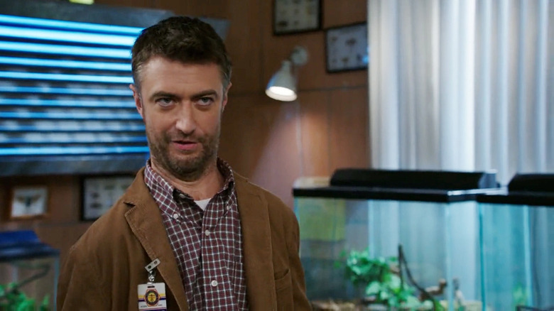 Bones, Sean Gunn