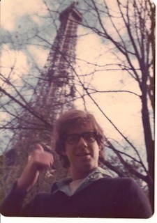 stephen-in-paris-1975