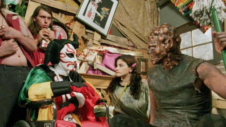 Kabukiman (Paul Krymse) faces the Toxic Avenger (David Mattey) in Citizen Toxie: The Toxic Avenger IV