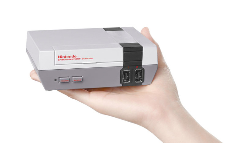 nintendo-mini-inhand