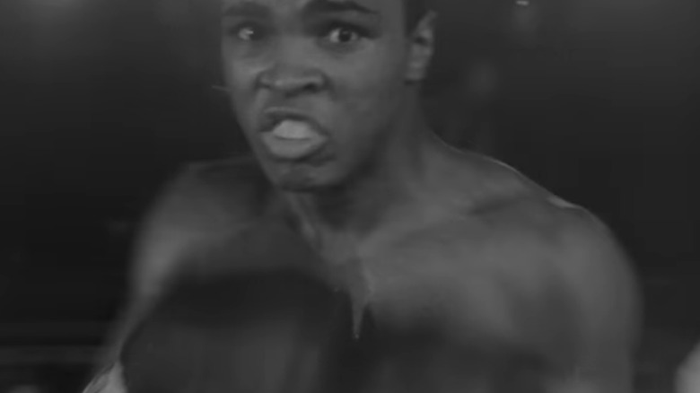 Muhammad Ali i seen in closeup as he boxes in Requiem for a Heavyweight