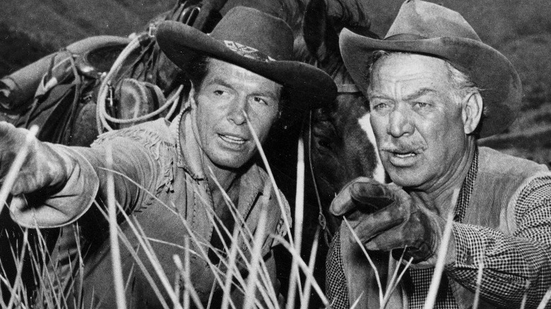 Robert Horton and Ward Bond in Wagon Train