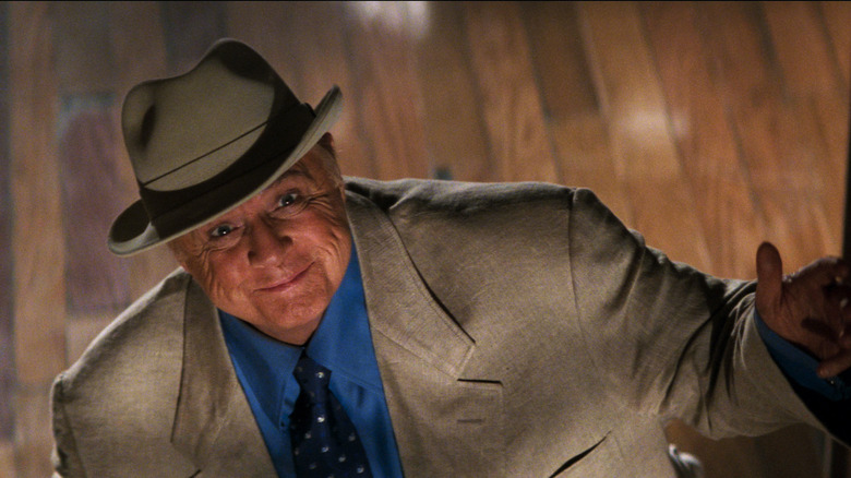 Marlon Brando as Max smiling in The Score