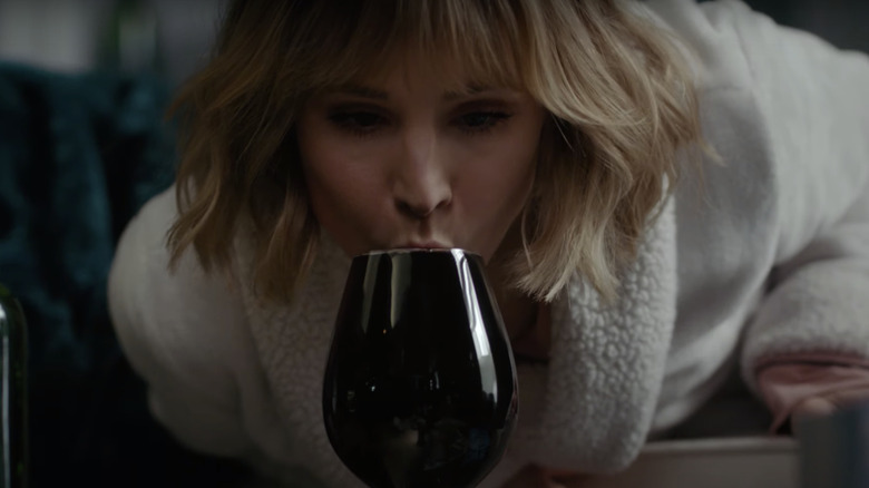 The Woman In The House Across The Street From The Girl In The Window Trailer: Kristen Bell Leads A Dark Comedy Series