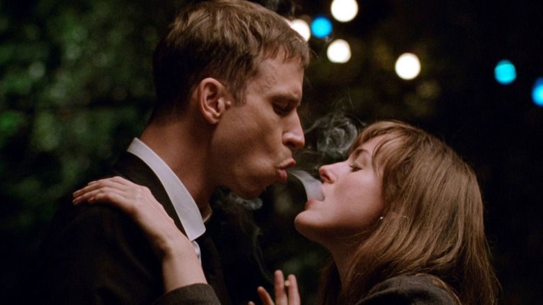 The Worst Person in the World smoking
