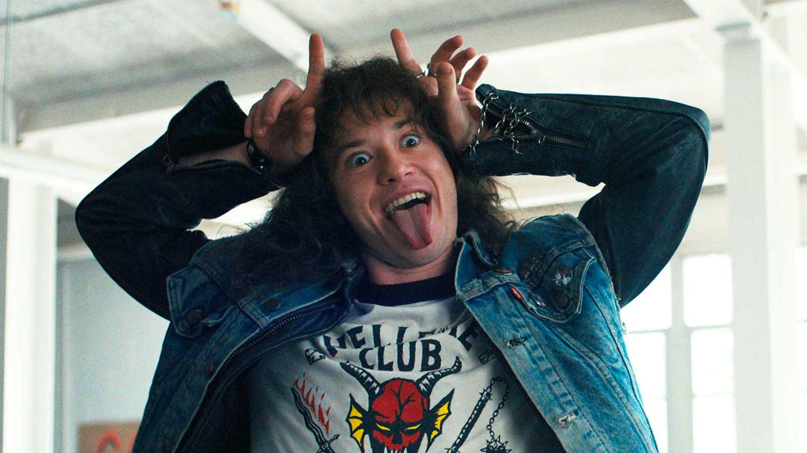 The Writer Of American Psycho Is Directing A Horror Movie With A Stranger Things Star - Vimarsana News