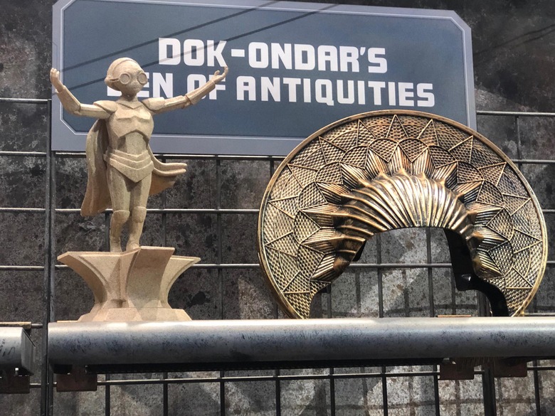 Star Wars Galaxy's Edge Merchandise - Dok-Ondar's Den of Antiquities