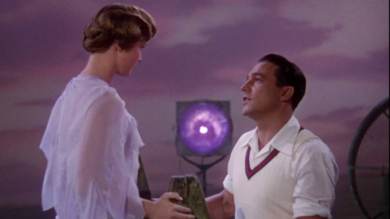 Kathy and Don singing together in Singin' in the Rain