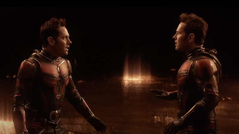 Paul Rudd as two Scott Langs facing each other in Ant-Man and the Wasp Quantumania