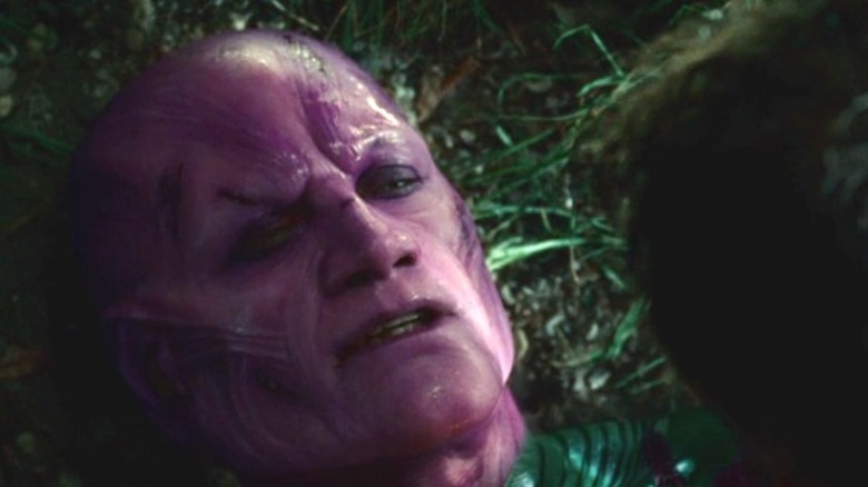 Green Lantern's Abin Sur dying