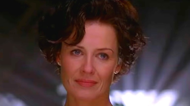 Kathryn Anderson in Thirteen Ghosts