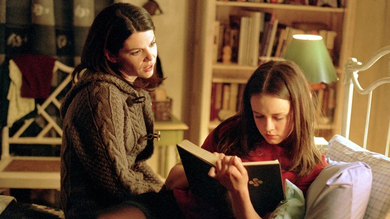 Lorelai talking to Rory in her room while she's reading on Gilmore Girls