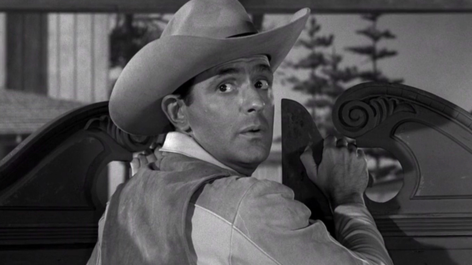 This Episode Of The Twilight Zone Was A Harsh Critique Of Hollywood Westerns