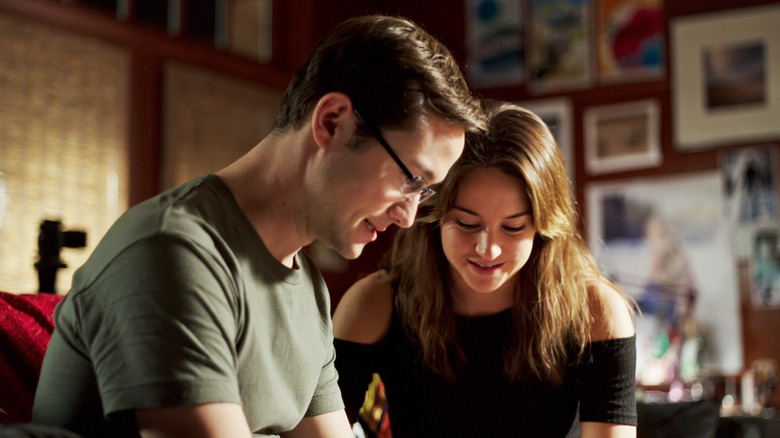 Joseph Gordon-Levitt's Edward Snowden sits beside Shailene Woodley's Lindsay Mills in Snowden