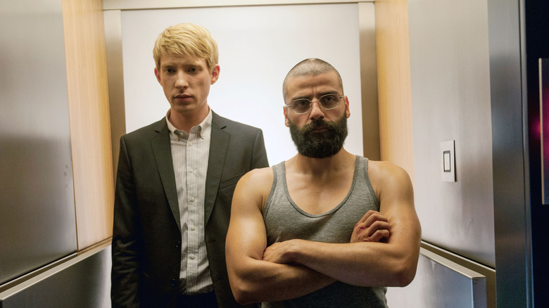 Caleb (Domhnall Gleeson) and Nathan (Oscar Isaac)