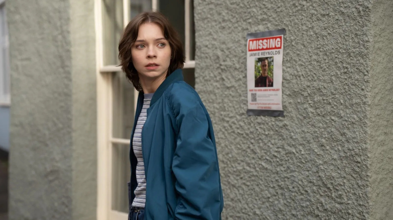 Emma Myers Shines in Netflix's Murder Mystery Series series cover image