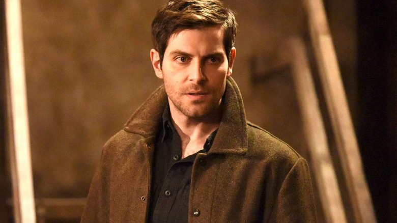 Nick Burkhardt shaves his humanitarian responsibilities and rival in the fictional crime movie, a crime