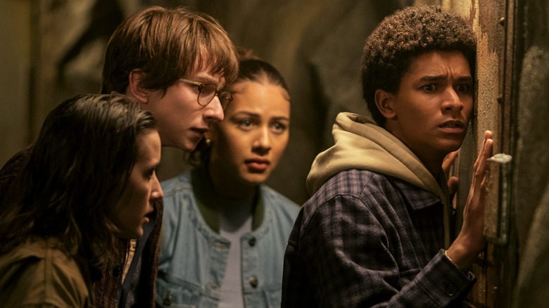 Mickey, Arthur, Rachel, and Ema investigate the missing girl case in Shelter