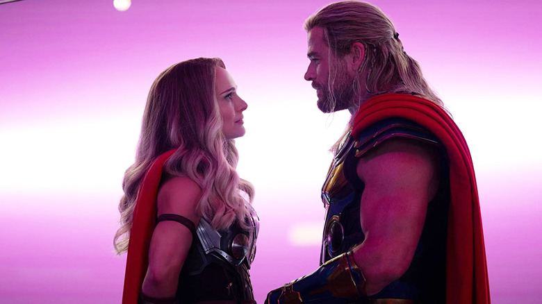 Natalie Portmand and Chris Hemsworth in Thor: Love and Thunder