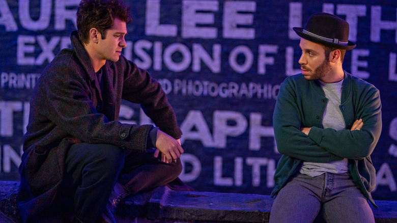 Robin de Jesús and Andrew Garfield
