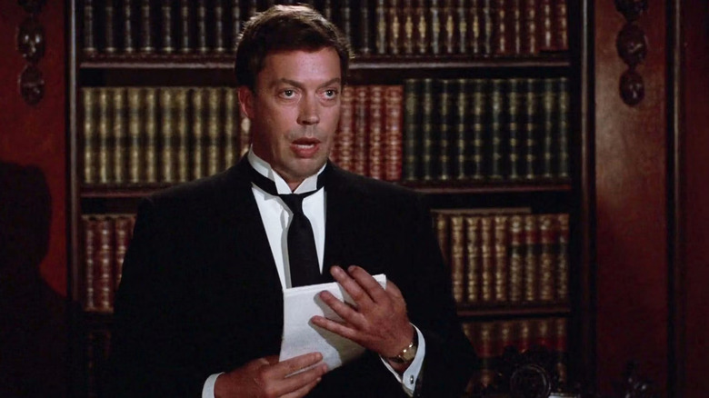Wadsworth reads a shocking letter in Clue