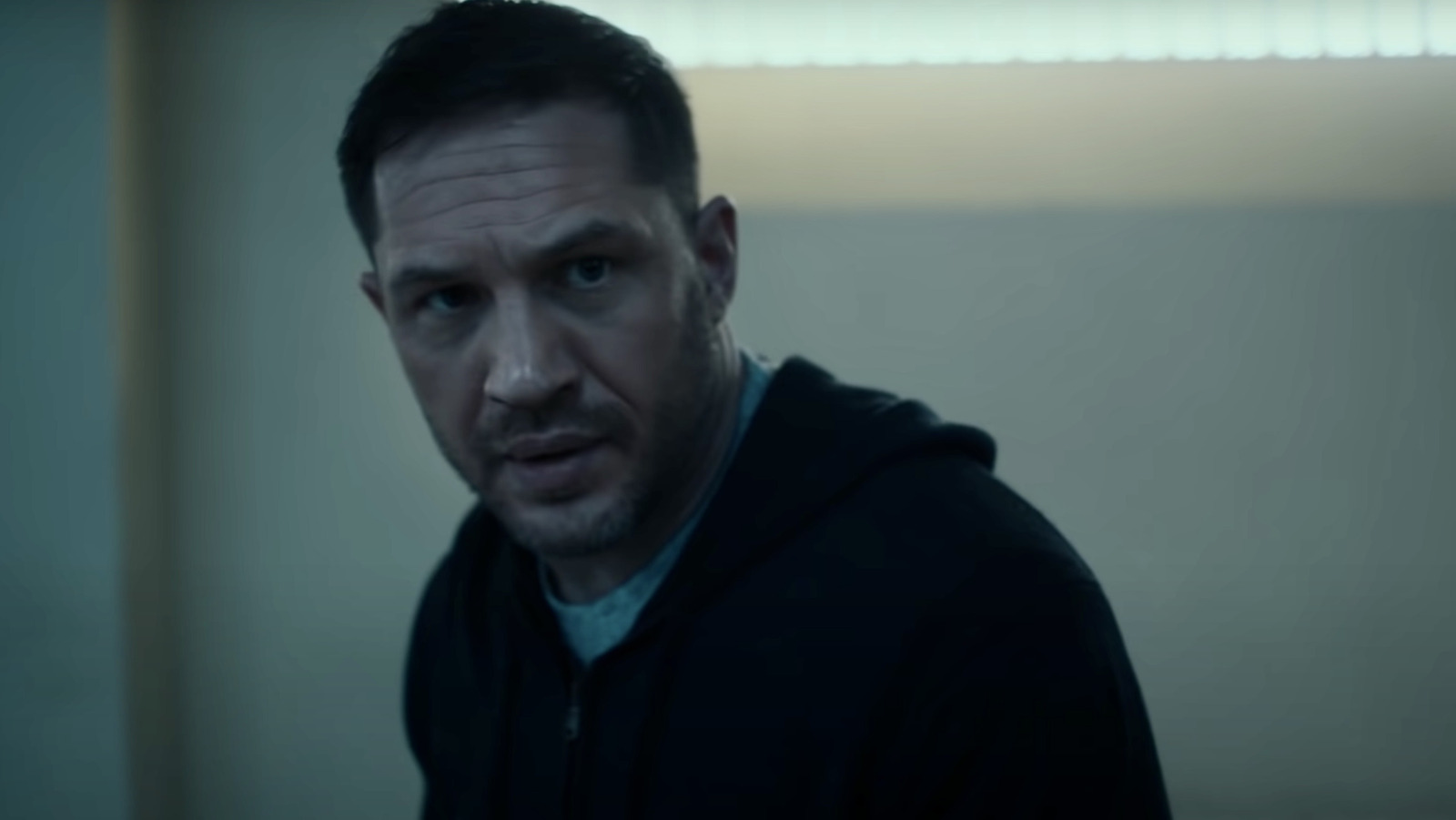 #Tom Hardy Tries To Explain How Venom Is Connected To The MCU, Confuses Everyone