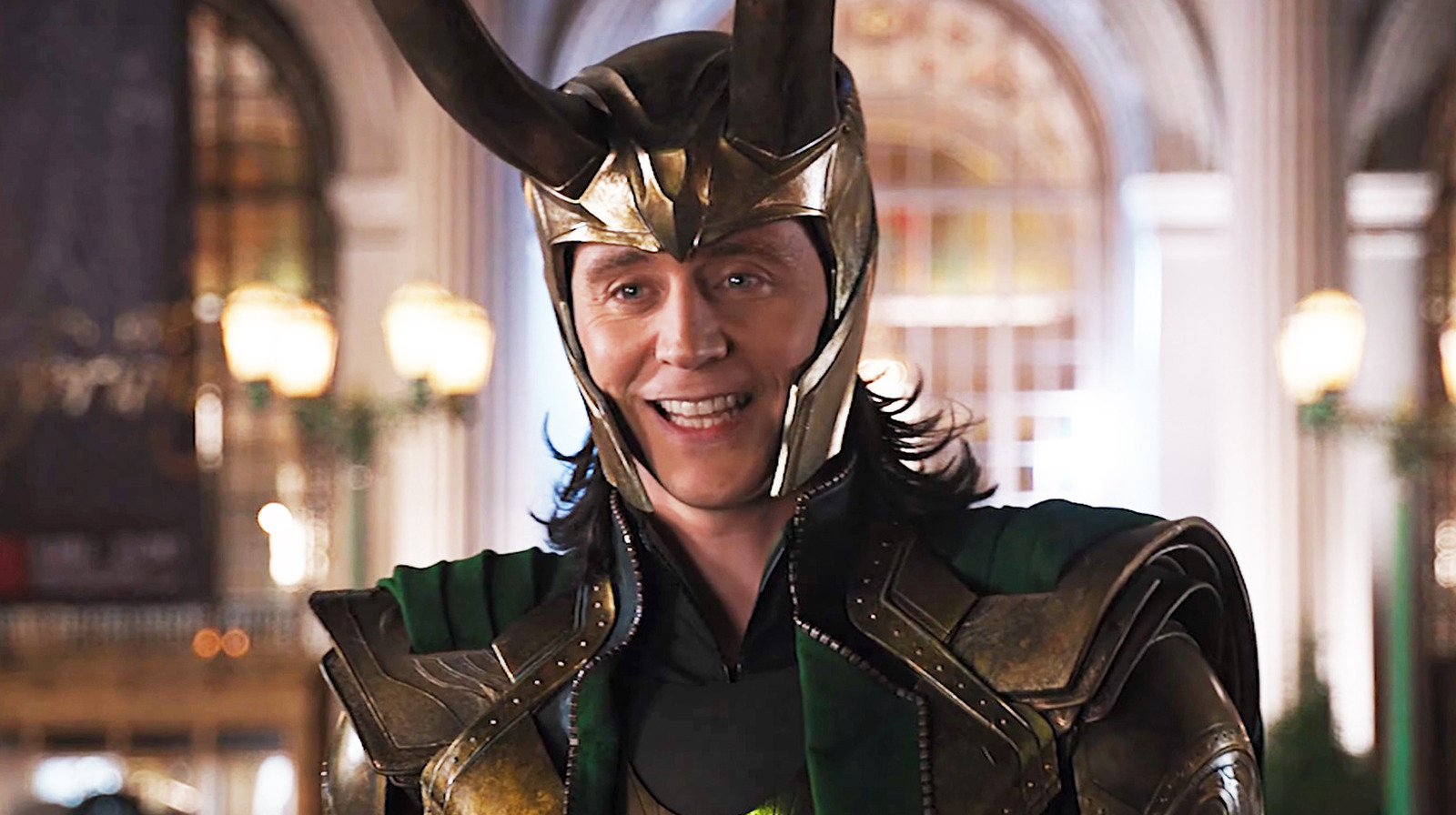 Tom Hiddleston Couldn't Say Loki's Rudest Line In The Avengers Without Giggling