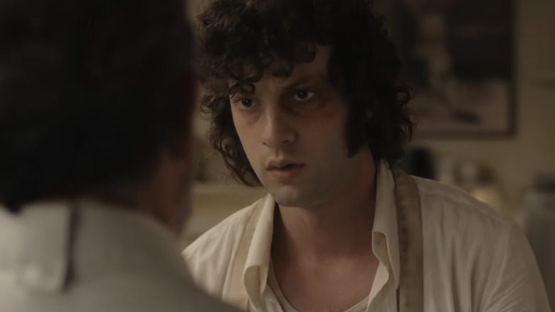 Anthony Bourdain looks rough in Tony