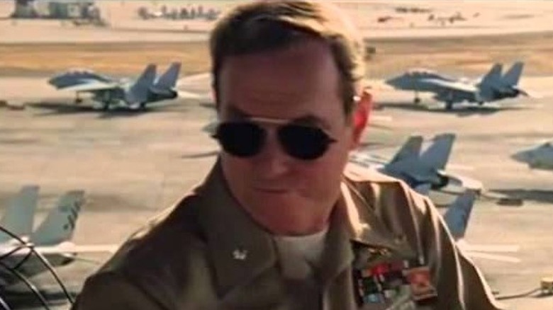Duke Stroud as Air Boss Johnson gets buzzed in the tower in Top Gun