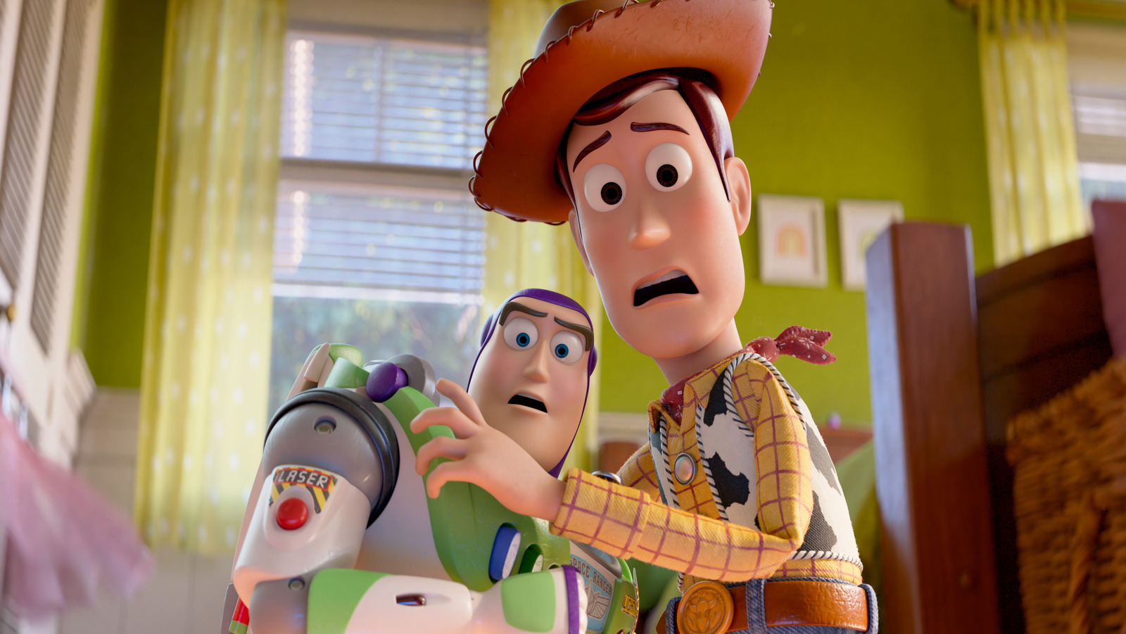 De trailer van Toy Story 5 toont de terugkeer van Woody terwijl de technologie het probeert over te nemen
