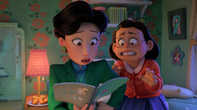 Ming seeing Mei's diary